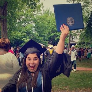 Meet your Posher, Victoria